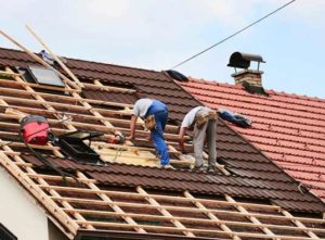 How to Become a Reputable Roofing Contractor